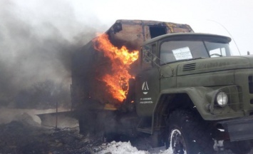 Оккупанты обстреляли автомобиль КП ''Вода Донбасса'': есть раненые. Фото и видео