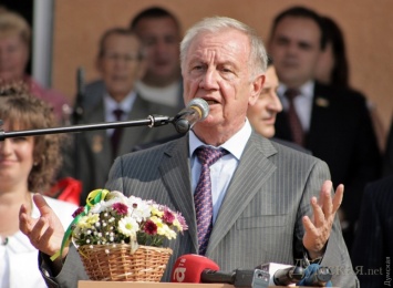 Горсовету Черноморска предложили отправить в досрочную отставку мэра Хмельнюка (документ)