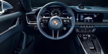 Porsche рассказала об особенностях салона нового 911 (ВИДЕО)