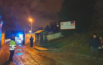 В Праге произошел пожар на территории посольства США