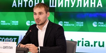 СМИ: Антон Шипулин станет депутатом Госдумы