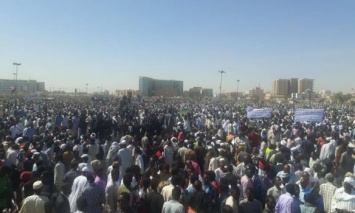С начала протестов в Судане погибли 24 человека