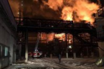 Пожар на химзаводе в Калуше началась из-за нарушения правил безопасности, - полиция