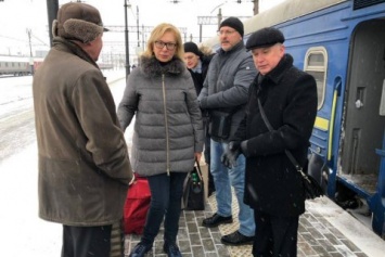 Денисова прибыла в Москву для участия в суде над пленными моряками
