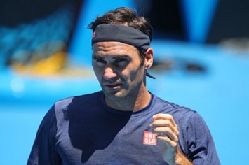 Федерер выиграл в первом раунде Australian Open