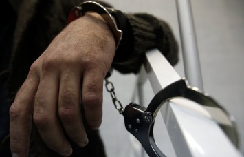 Грабители приковали к перилам мужчину в центре Киева: подробности наглого ограбления