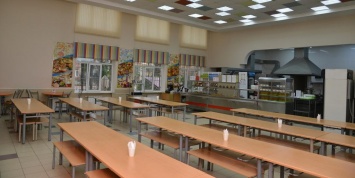 В Татарстане учителя не пустили голодного школьника в столовую