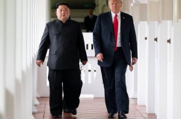 США и Северная Корея проведут переговоры перед встречей Трампа и Кима