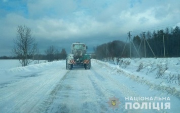 Во Львовской области частично перекрыли движение транспорта