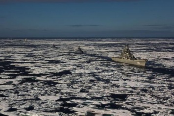 «Северное безумие США заразно»: Третья мировая война может начаться в Арктике
