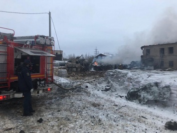 При взрыве на заводе в Ленинградской области полностью разрушено двухэтажное производственное здание - губернатор