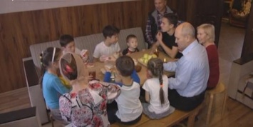 В Башкортостане семьям с восемью детьми выплатят по 600 тысяч рублей
