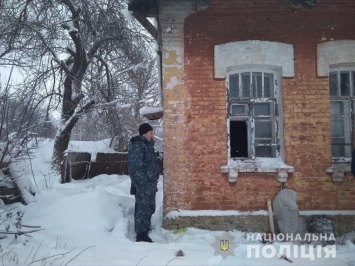 В Харьковской области мужчину поймали на пороге дома (фото)