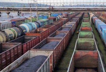 Объемы грузовых перевозок по железной дороге за 5 лет сократились на 23%