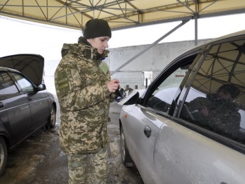 Мужчина, причастный к незаконным вооруженным формированиям на Донбассе, пытался выехать из ОРДО - Госпогранслужба Украины