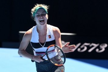 Свитолина в тяжелейшем матче пробилась в 1/8 финала Australian Open