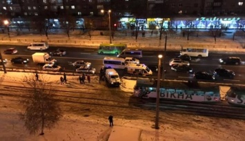 В Харькове машина инкассаторов сбила женщину