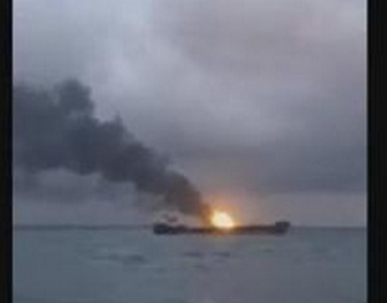 Пожар на танкерах в Керченском проливе: 10 моряков погибли, 14 спасены, остальных ищут