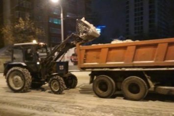 В Уфе чиновникам и руководителям районов предложили ножками проверить качество уборки снега