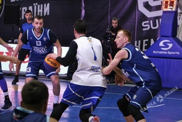 Одесситы завоевали второе место на отборочном турнире баскетбола 3х3
