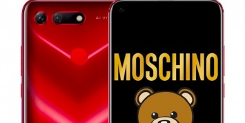 Итальянский бренд Moschino доработал флагманский смартфон Honor
