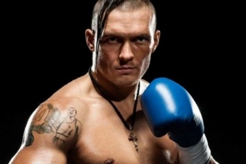 Украинский боксер попал в необычную ситуацию на отдыхе (видео)