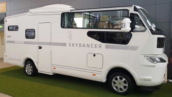 В Штутгарте представлен необычный «дом на колесах» Skydancer Apero