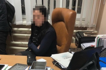 Замглавы одной из прокуратур в Киевской области задержана за взятки