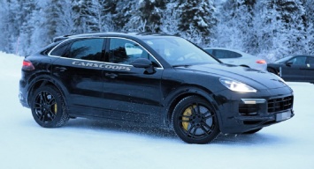 Porsche Cayenne Turbo Coupe частично рассекретили