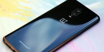 Владельцы флагмана OnePlus жалуются на стремительный разряд батареи