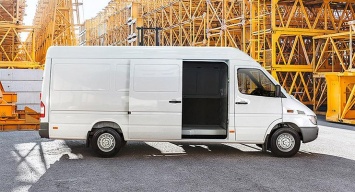 У Mercedes-Benz Sprinter обнаружен дефект дверных замков