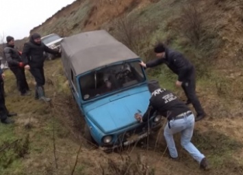 Джиперы показали, на что способен ЛУАЗик в гонках по бездорожью (видео)