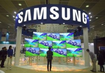 За чистоту природы. Samsung откажется от пластиковой упаковки