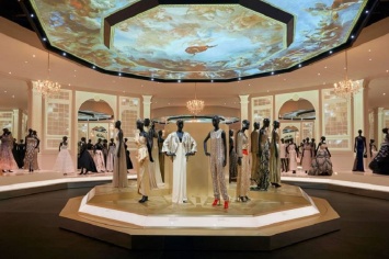В Лондоне открывается новая выставка, посвященная Dior