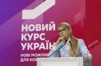 Наиболее содержательно ведет кампанию Тимошенко - политолог