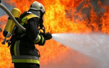 За минувшие сутки херсонские пожарные дважды выезжали на вызовы