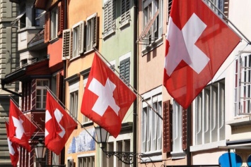 В Швейцарии полицейского оштрафовали во время погони за грабителем банка