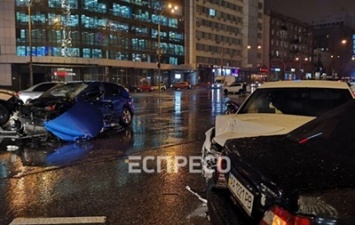 Масштабная авария в Киеве: появились подробности