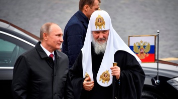 Путинский патриарх Кирилл огорошил россиян: "обувка от Gucci и сумки Louis Vuitton"