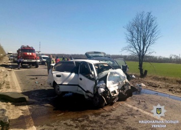 Харьковская полиция разыскивает свидетелей ДТП, в котором погибли четыре человека