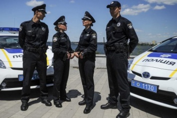 Современные украинские полицейские - настоящие полиглоты