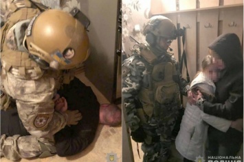 В Днепре спецназ штурмовал квартиру, в которой силой удерживали ребенка (видео)