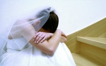 В Днепре женщина по ошибке вышла замуж за себя