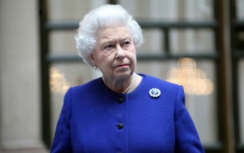 В Лондоне готовят план экстренной эвакуации королевы Елизаветы II: что случилось