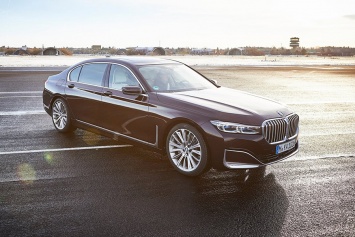 Компания BMW рассказала о гибриде 7-Series отдельно