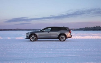 Эксперты протестировали российский Volvo V60 Cross Country