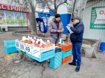 В Заводском районе провели рейд по борьбе со стихийной торговли