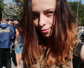 ''Страшно выходить из дома'': активистка из Одессы пожаловалась на круглосуточную слежку