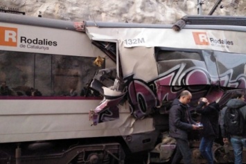 В Испании произошло столкновение поездов, десятки пострадавших