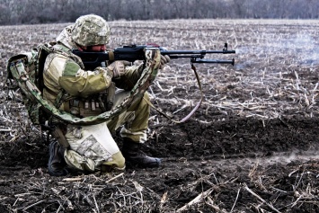 Боевики использовали новое оружие против ВСУ: "современные лазеры из России"